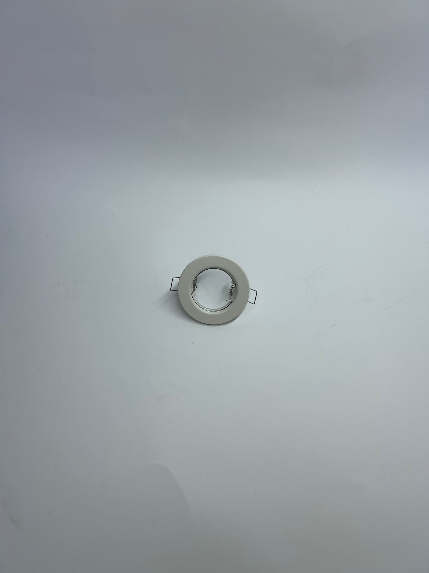 ROZETNA ST1 WHITE